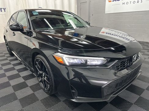 Used 2025 Honda Civic Sport image 2