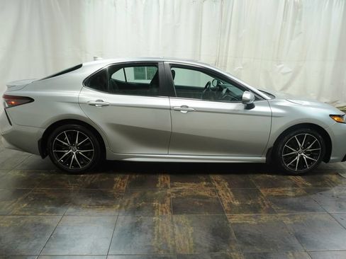 Certified 2023 Toyota Camry SE w/ Cold Weather Package AWD/4WD image 4