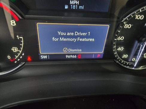 Used 2020 Cadillac XT6 Premium Luxury image 13