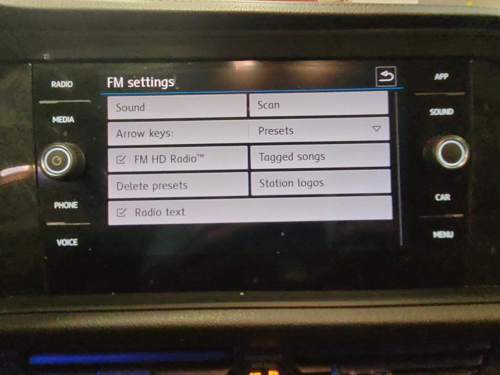 Used 2019 Volkswagen Jetta SEL FWD image 25