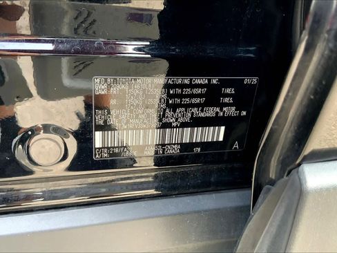 Used 2025 Toyota RAV4 XLE image 34