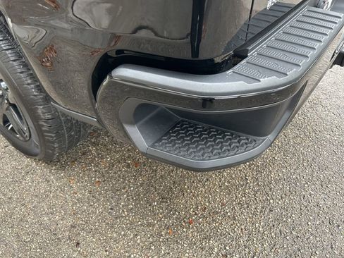 Used 2025 Chevrolet Silverado 1500 RST image 19