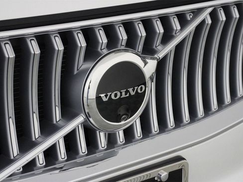 Certified 2024 Volvo XC90 T8 Plus w/ Protection Package Premier image 27