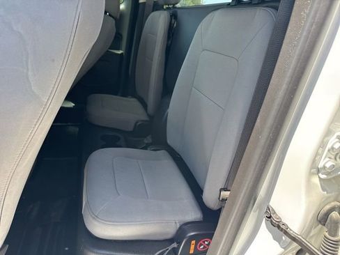 Used 2022 Chevrolet Colorado W/T RWD image 14