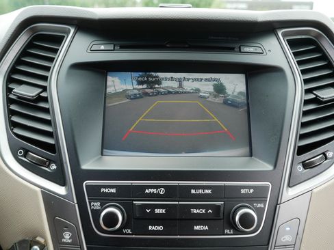 Used 2017 Hyundai Santa Fe Sport FWD image 30