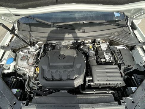 Used 2024 Volkswagen Tiguan S image 26
