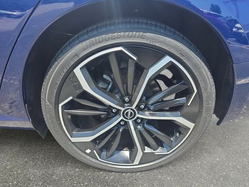Used 2024 Nissan Altima 2.5 SR FWD image 30