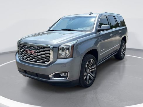 Used 2019 GMC Yukon Denali w/ Denali Ultimate Package AWD/4WD image 3