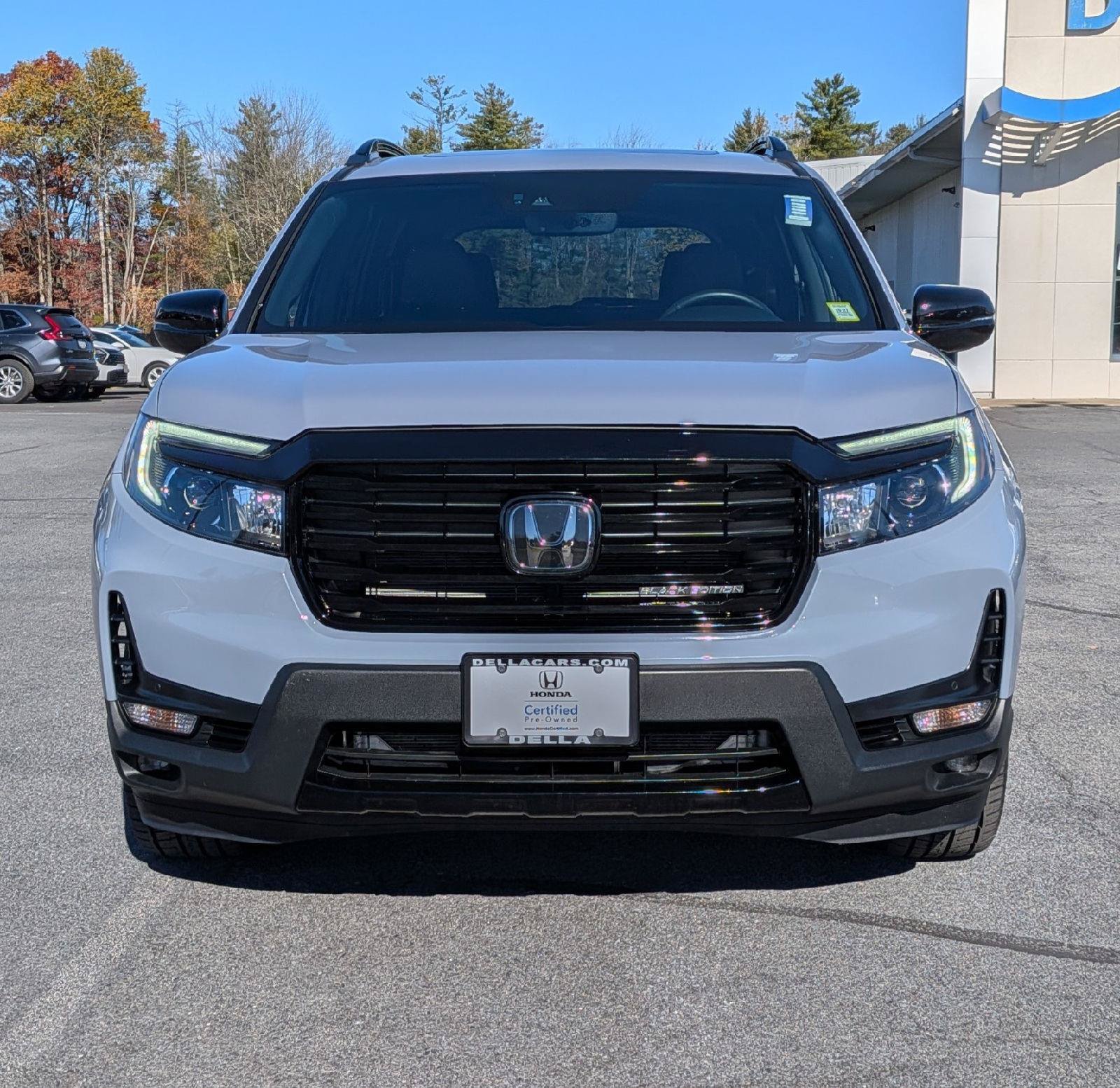 Certified 2024 Honda Passport Black Edition image 2