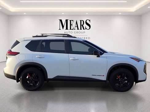 Used 2026 Nissan Rogue SV w/ Rock Creek Premium Package AWD/4WD image 6