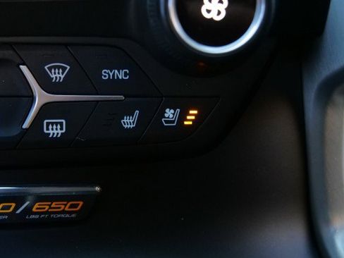 Used 2016 Chevrolet Corvette Z06 w/ 3LZ Preferred Equipment Group image 17