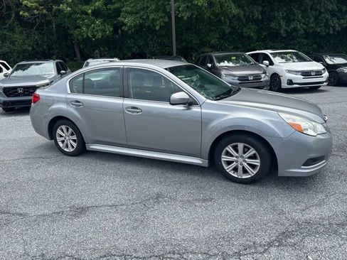 Used 2011 Subaru Legacy 2.5i Premium w/ All-Weather Pkg AWD/4WD image 3