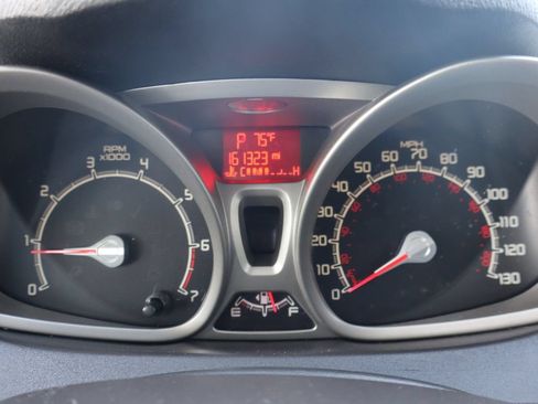 Used 2013 Ford Fiesta SE FWD image 33
