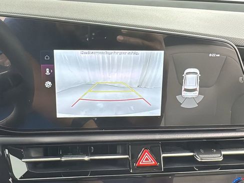 New 2025 Kia Niro EX image 25