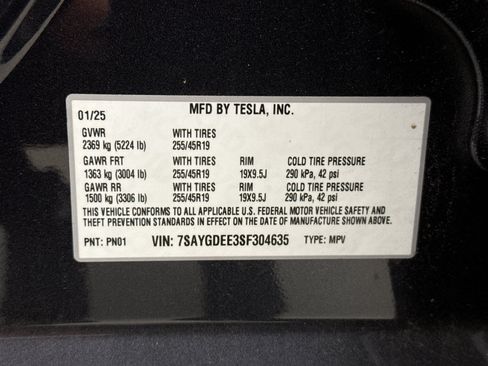 Used 2025 Tesla Model Y Long Range AWD/4WD image 11