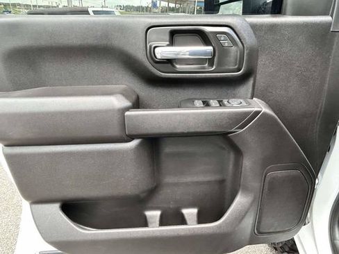 Used 2023 Chevrolet Silverado 2500 Custom w/ Custom Value Package AWD/4WD image 16