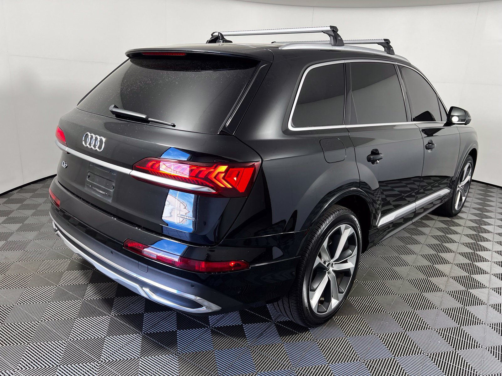 Used 2022 Audi Q7 3.0T Premium Plus AWD/4WD image 5