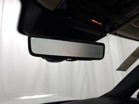 Used 2025 Land Rover Range Rover Long Wheelbase SE AWD/4WD image 22