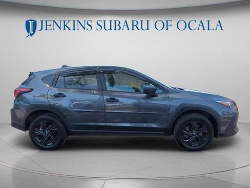 Used 2025 Subaru Crosstrek 2.0i AWD/4WD image 2