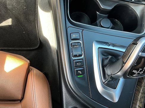 Used 2016 BMW 340i Sedan RWD image 18