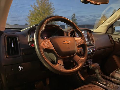 Used 2016 Chevrolet Colorado Z71 image 13