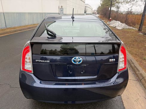 Used 2015 Toyota Prius Three image 6
