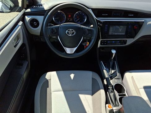 Certified 2018 Toyota Corolla LE FWD image 13