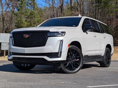 Used 2023 Cadillac Escalade Premium Luxury image 4