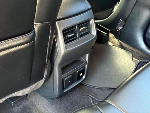 Used 2020 Ford Edge SEL w/ Convenience Package AWD/4WD image 11