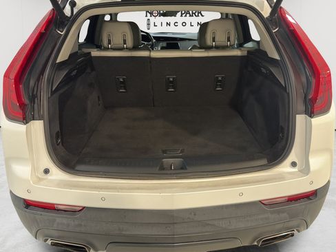 Used 2021 Cadillac XT4 Luxury w/ Driver Awareness Package FWD image 21