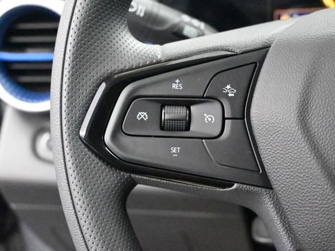 New 2026 Chevrolet Trax LT image 29