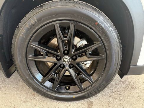 Used 2024 Toyota Grand Highlander Platinum image 6