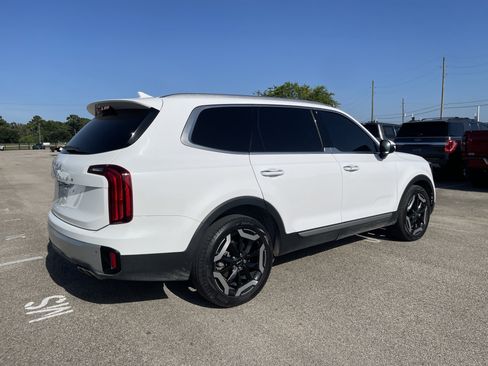 Used 2024 Kia Telluride S w/ S Sunroof Package AWD/4WD image 2