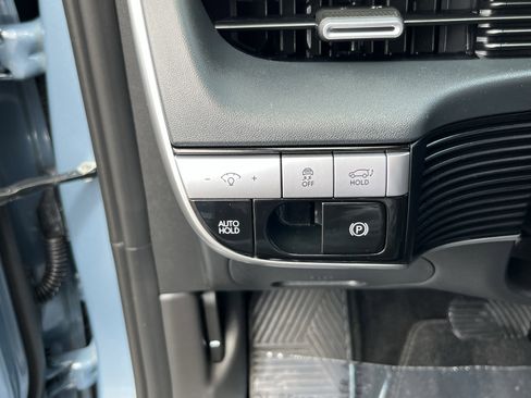 Certified 2024 Hyundai Ioniq 5 SEL RWD image 25