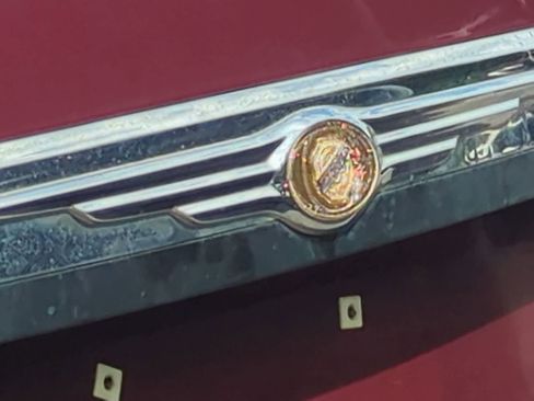 Used 2008 Chrysler Town & Country Touring FWD image 11