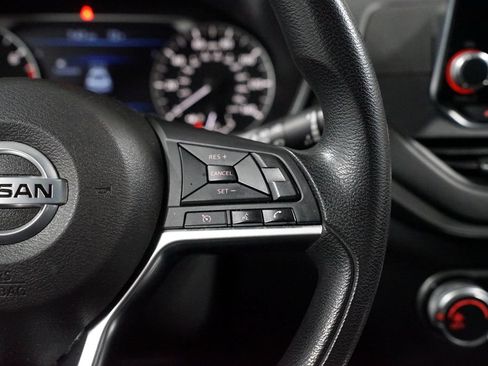 Used 2020 Nissan Altima 2.5 S FWD image 13