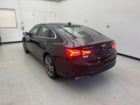 Used 2022 Chevrolet Malibu Premier FWD image 4