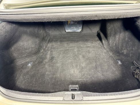 Used 2012 Lexus LS 460 w/ Comfort Pkg image 32