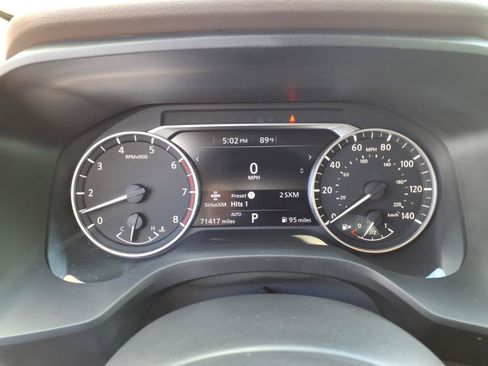 Used 2021 Nissan Rogue SV AWD/4WD image 16