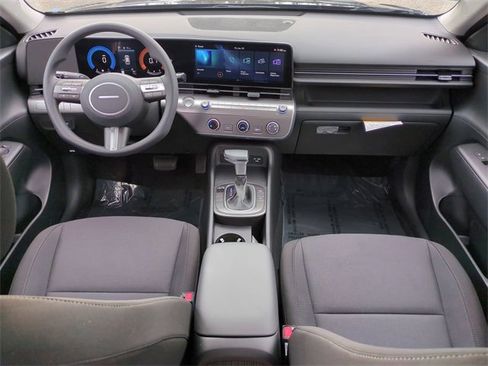 New 2026 Hyundai Kona SE image 14