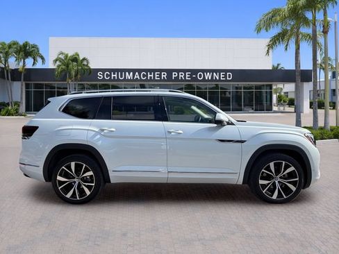 Used 2024 Volkswagen Atlas SEL Premium R-Line AWD/4WD image 8