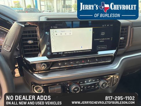 Used 2024 Chevrolet Silverado 2500 High Country w/ Technology Package AWD/4WD image 13