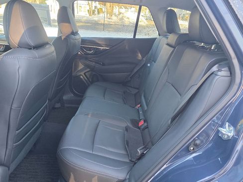 Used 2025 Subaru Outback Limited image 30