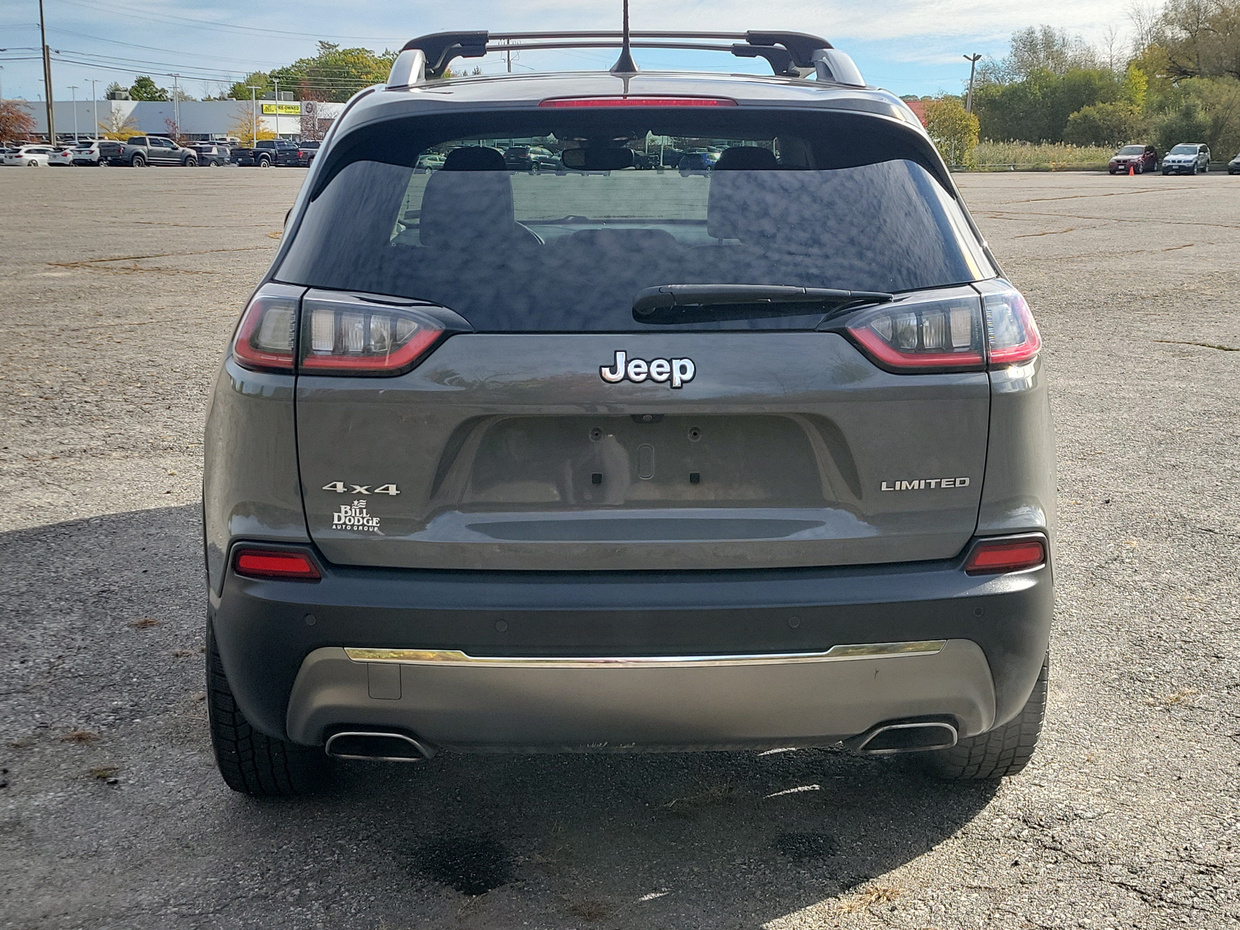 Used 2020 Jeep Cherokee Limited w/ Technology Group AWD/4WD image 6