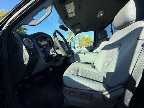 Used 2016 Ford F350 XLT image 16