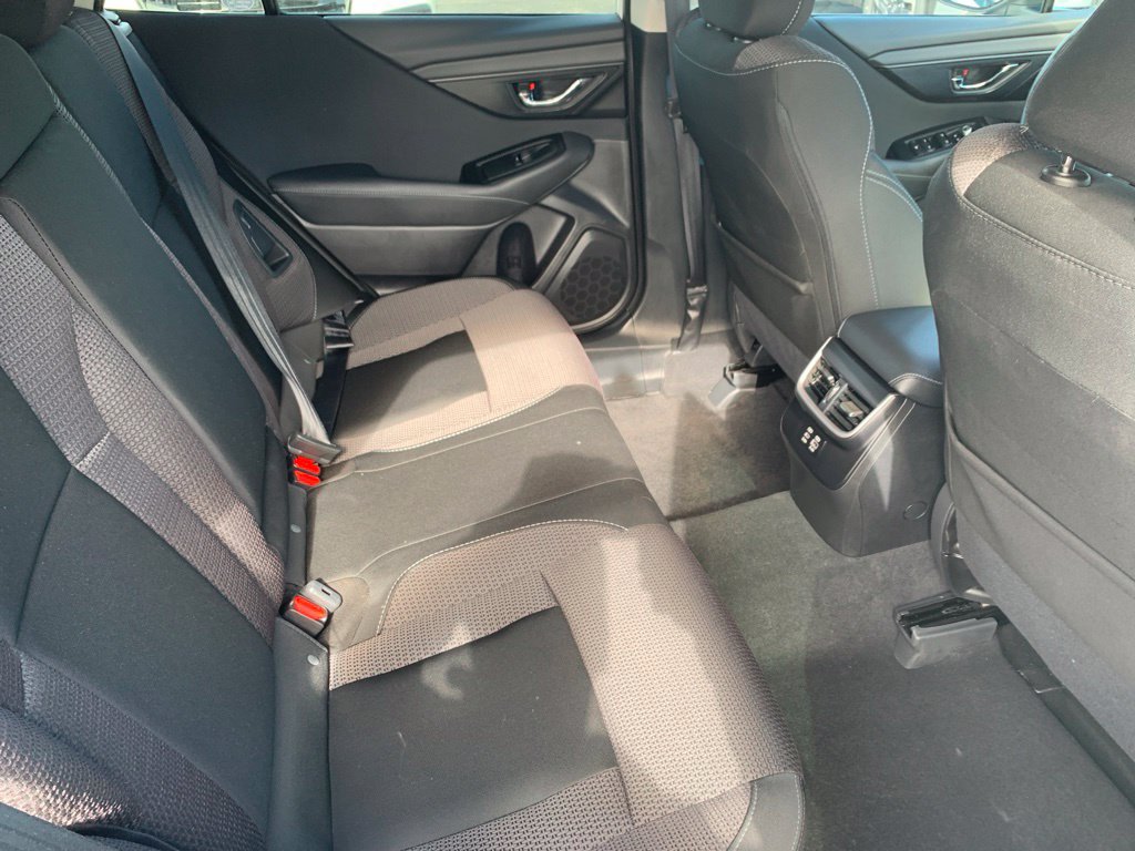 Used 2025 Subaru Outback Premium AWD/4WD image 24