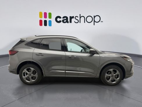 Used 2024 Ford Escape ST-Line w/ Tech Pack #1 AWD/4WD image 6