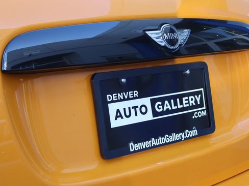 Used 2016 MINI Cooper 4-Door Hardtop FWD image 24