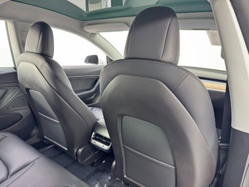 Used 2019 Tesla Model 3 Standard Range Plus image 35