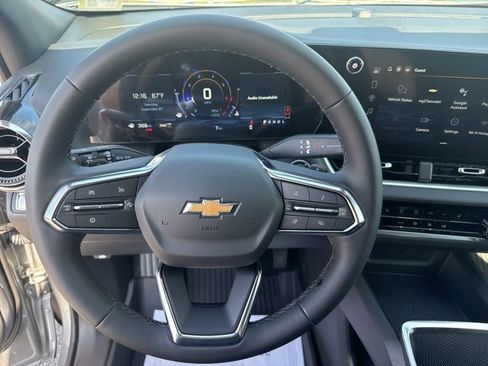 New 2026 Chevrolet Equinox LT w/ LPO, Floor Liner Package image 12